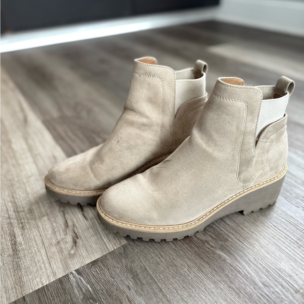 Women's Tan Ankle Boots